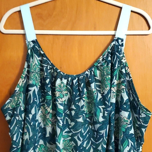 Floral Ribbon Strap Top - Picture 2 of 5